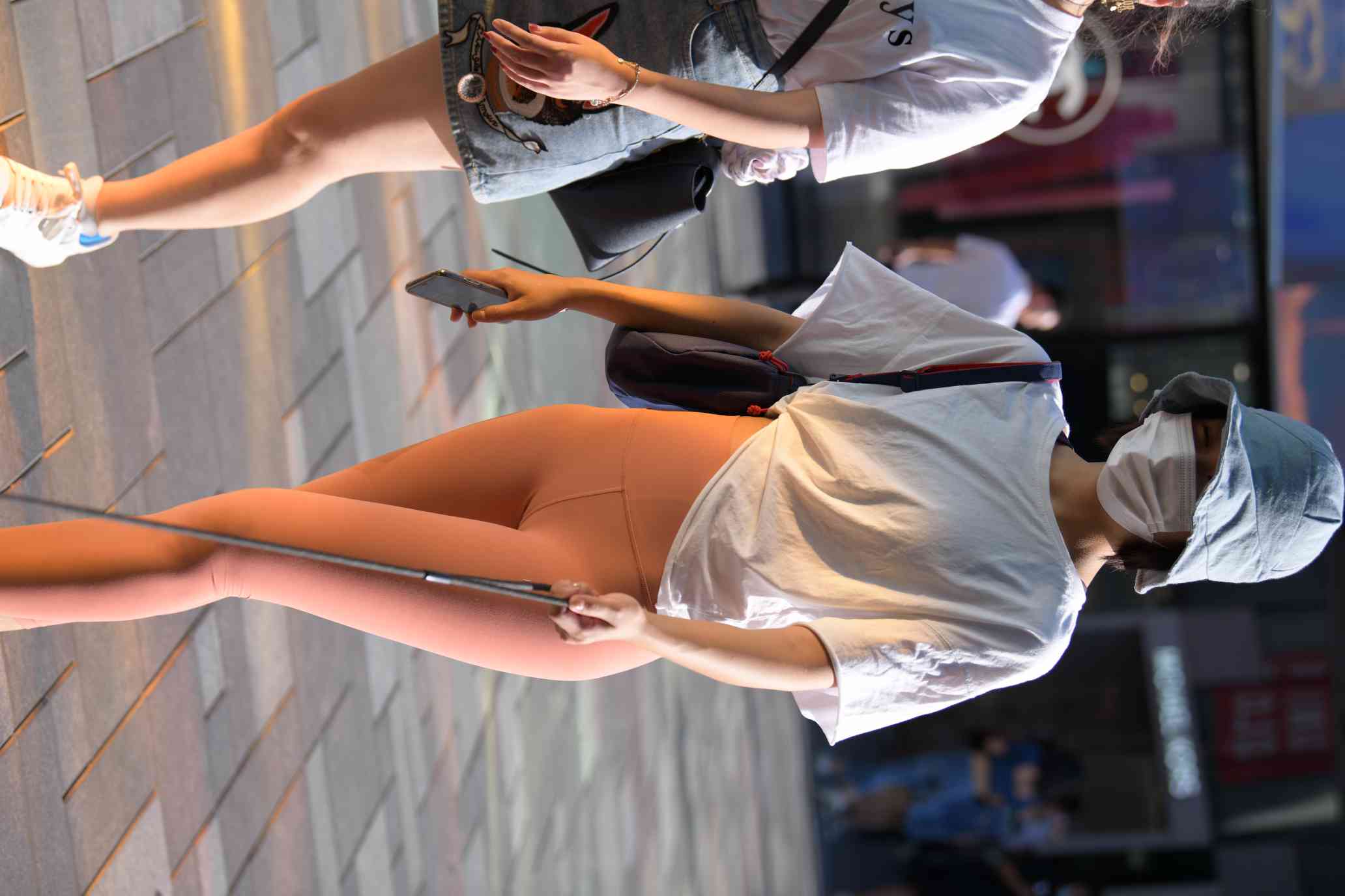 图片[2]-【免费】遛狗的瑜伽裤女人【60P】04031-靓丽图集
