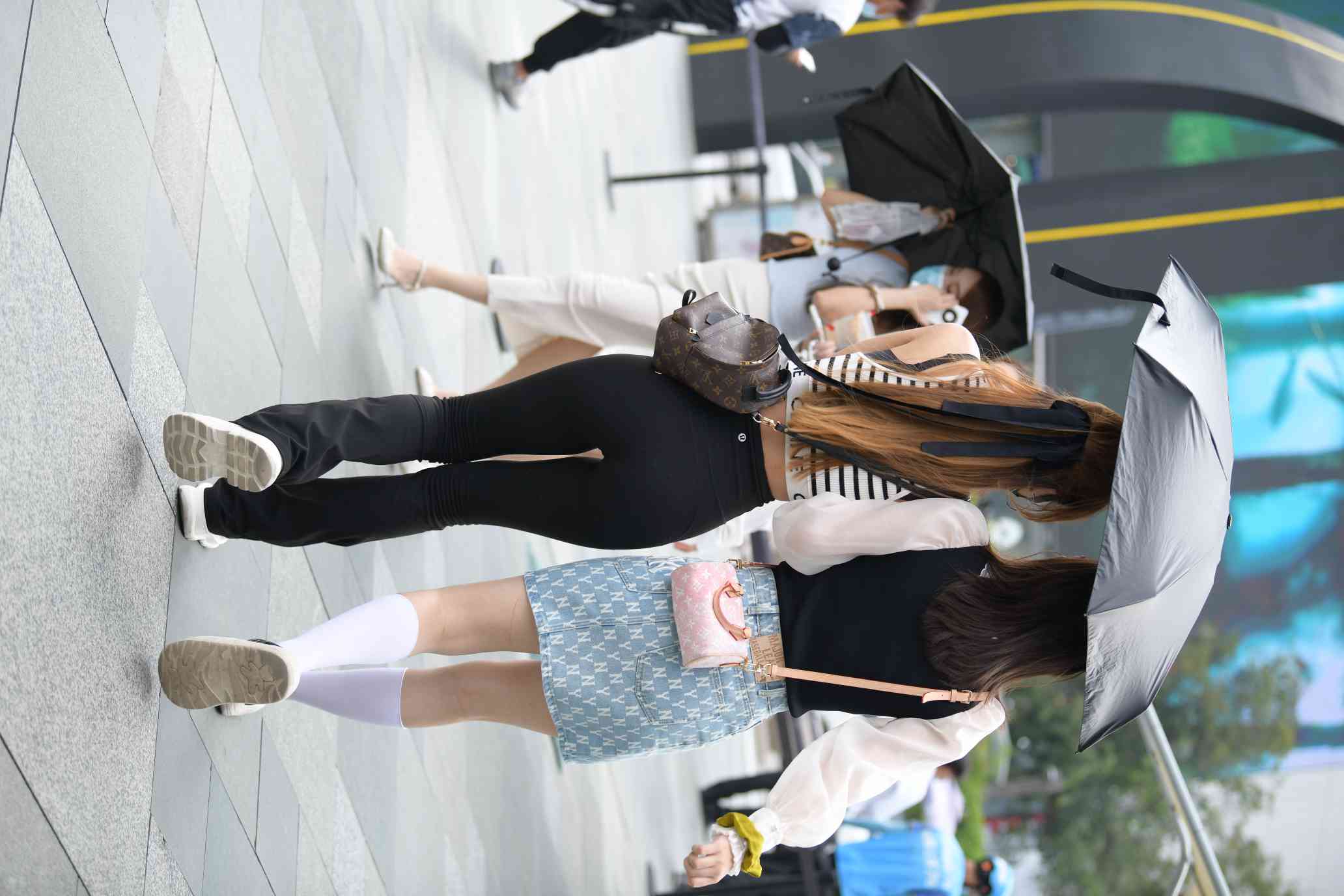 图片[3]-打伞的瑜伽裤姑娘【93P】04032-靓丽图集