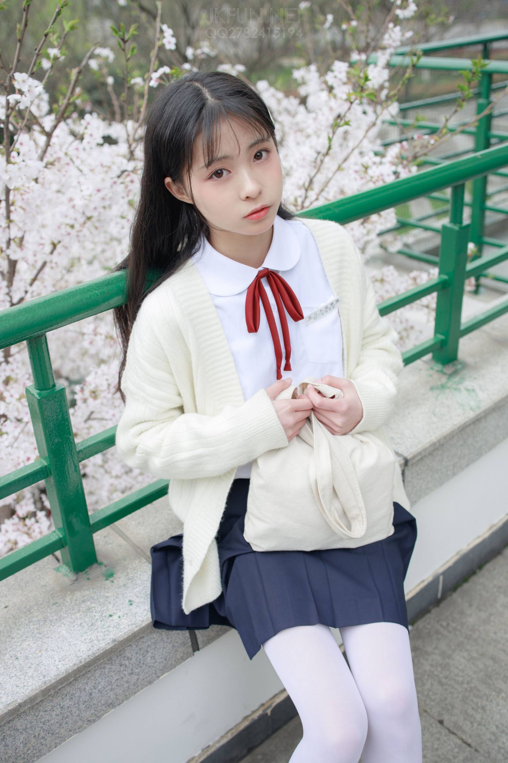 图片[1]-甜美可人的白丝姑娘【127P】20011-靓丽图集