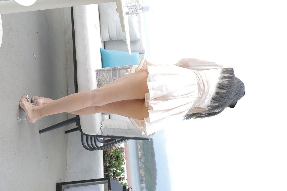 图片[3]-戴黑色蝴蝶结的长发女孩【369P】00027-靓丽图集