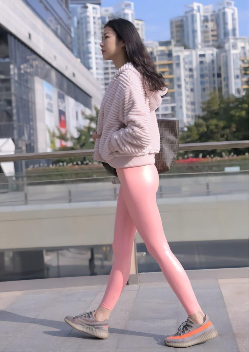图片[2]-粉红色紧身裤的女孩 J1482 365P2V-18.1GB-靓丽图集