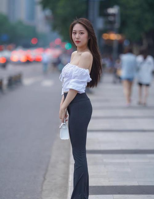 图片[3]-身材非常哇塞的瑜伽裤女孩  J1333 521P6V-21.6GB-靓丽图集