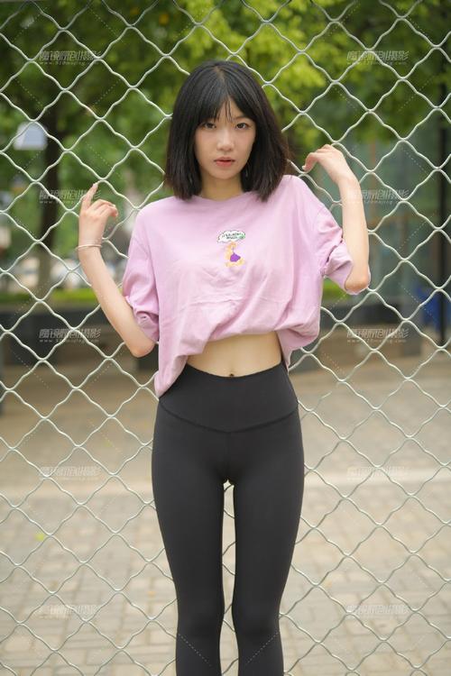 图片[5]-穿瑜伽裤打篮球的大三女孩J2198 463P1V-18.6GB-靓丽图集