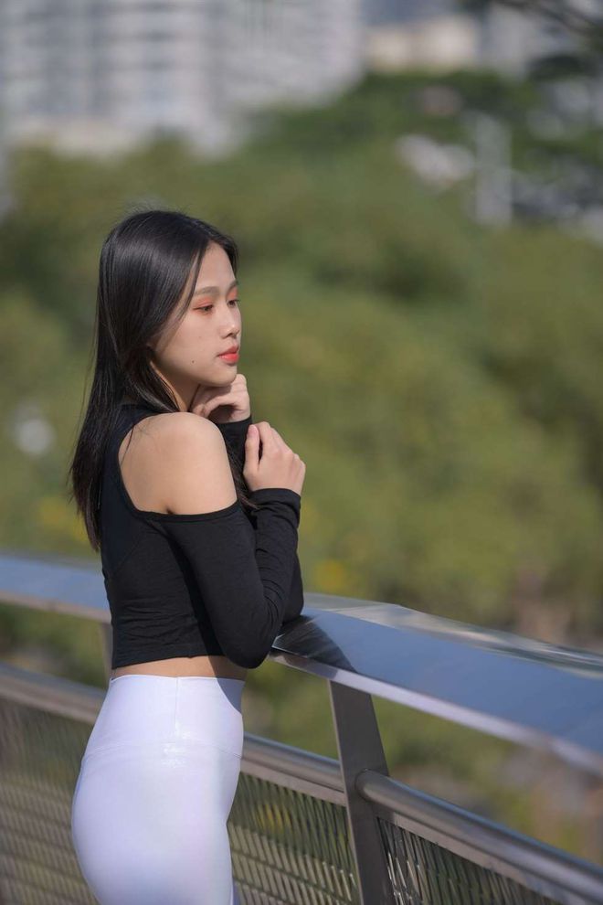 图片[4]-穿紧身白裤的端庄女孩 J1436 674P1V-22.2GB-靓丽图集