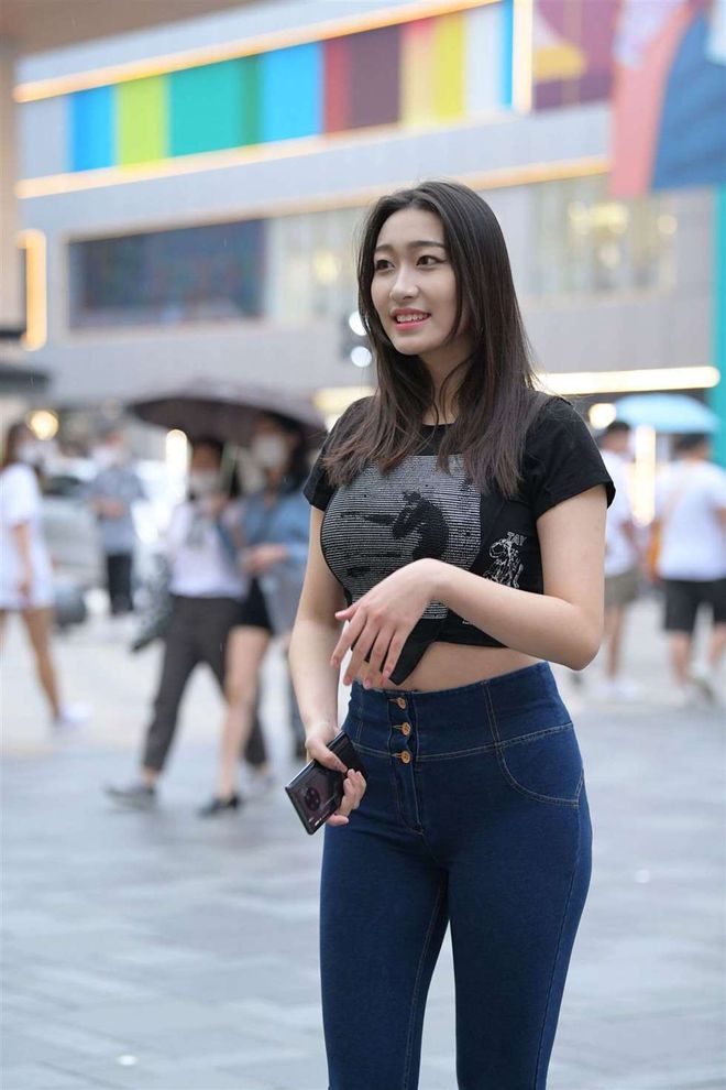 图片[3]-紧身牛仔裤女人J2784 240P-6.66GB-靓丽图集