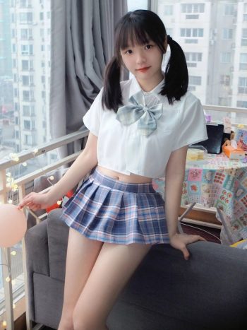 图片[7]-网格丝袜的清纯双马尾小姑娘-靓丽图集